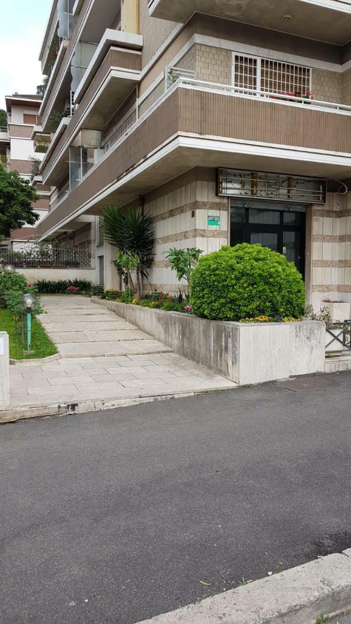 Otium Fornaci San Pietro Hotel Рим Екстериор снимка